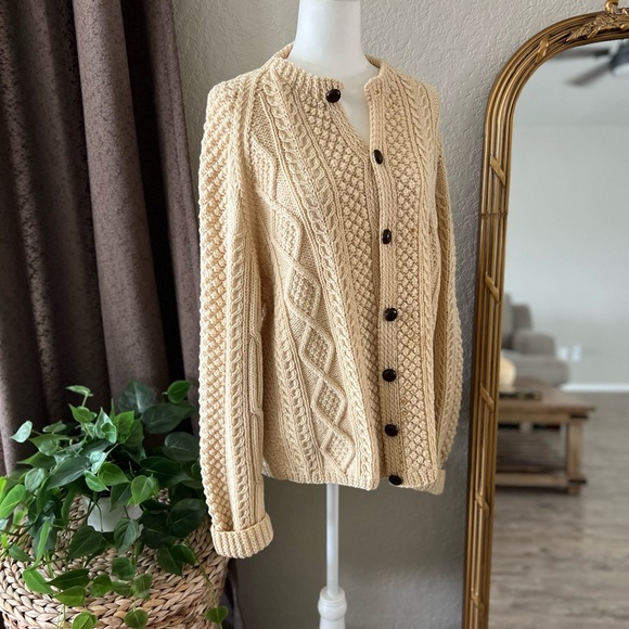 Vintage Hand Knit Irish Wool Cardigan - Picture 5 of 12